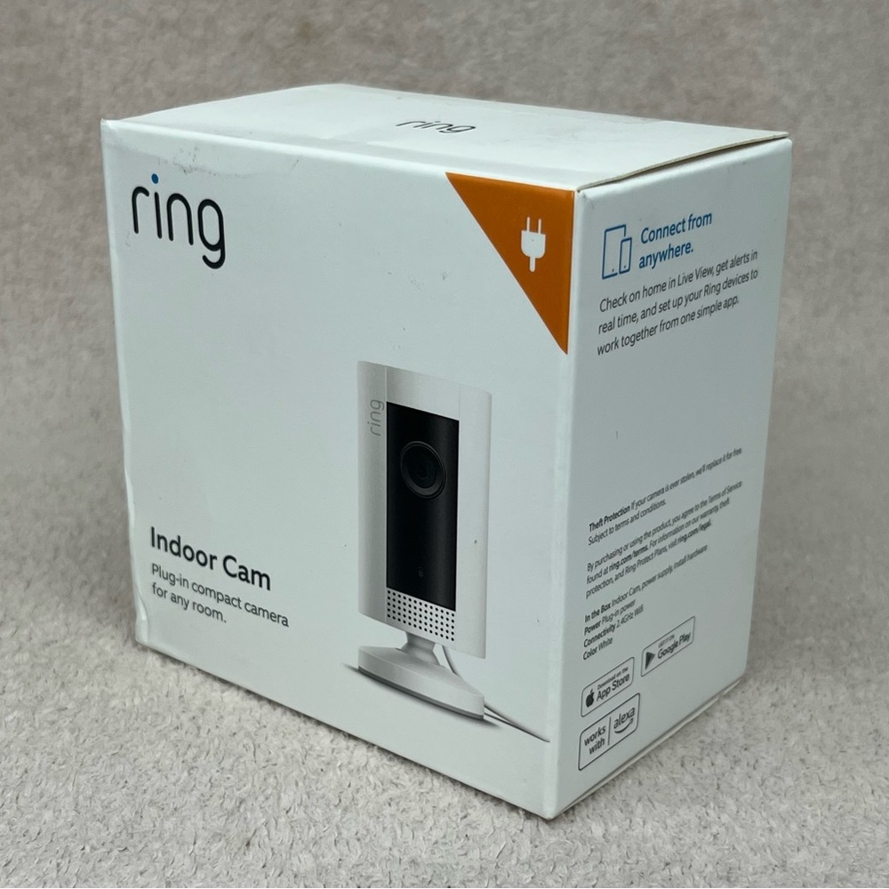 Ring Indoor Cam Security Plug In Camera White Nanny Cam Classic 1080p Night Viz - Picture 2 of 4